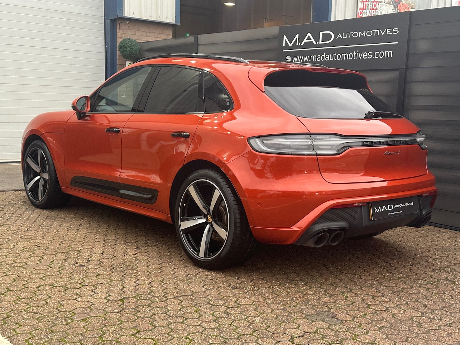 Used Porsche Macan 2023 for sale - 77034012: Photo 6