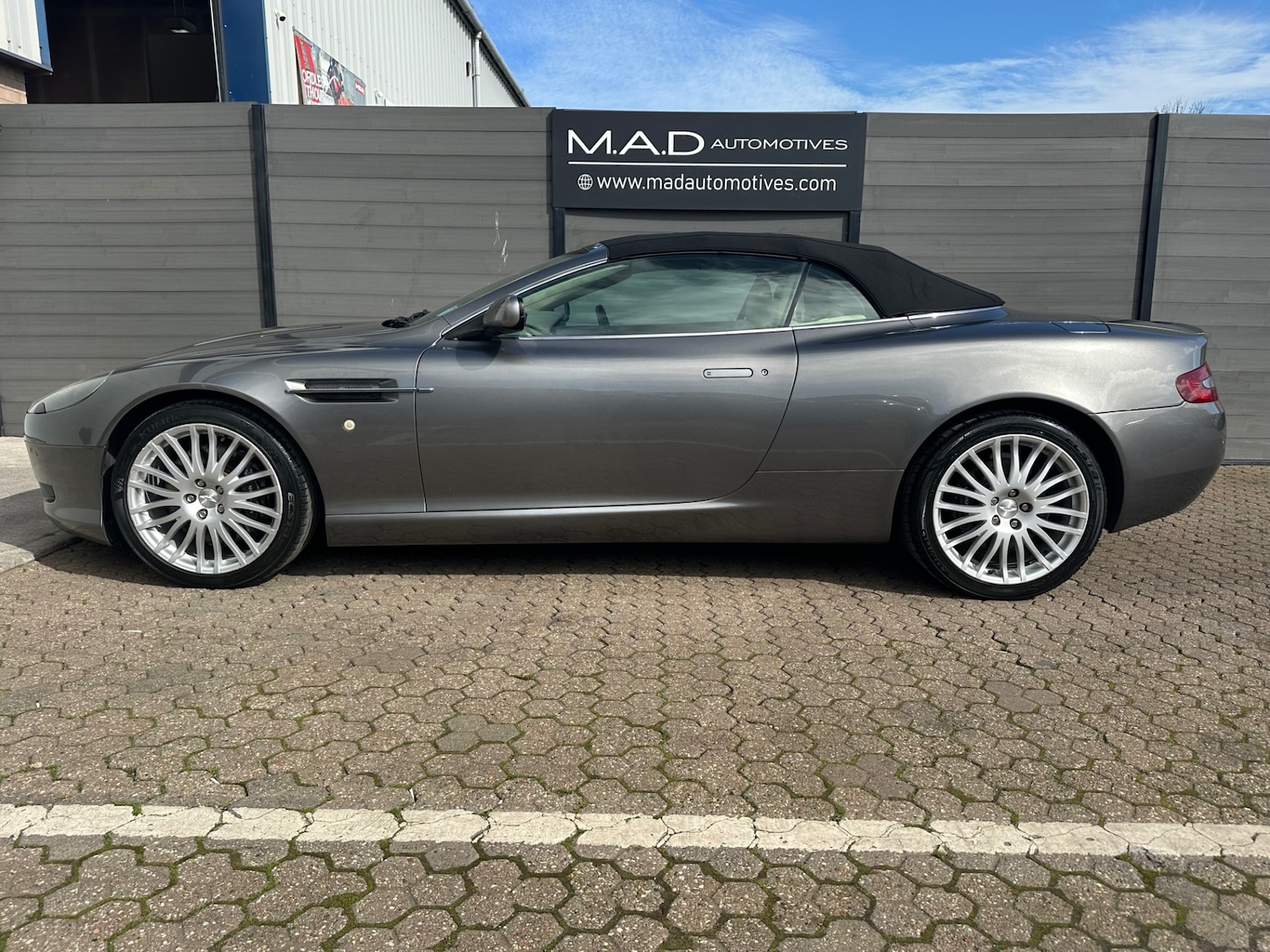 Used Aston Martin DB9 2007 for sale - 77950240: Photo 23