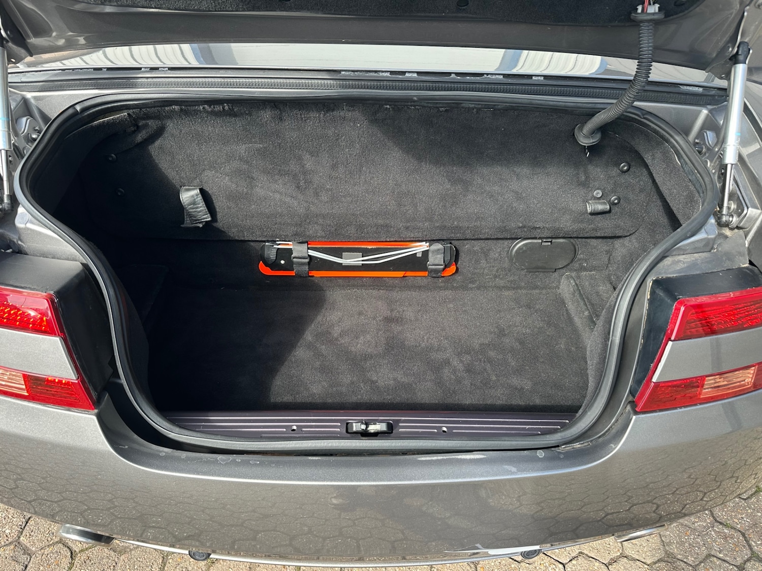 Used Aston Martin DB9 2007 for sale - 77950240: Photo 29