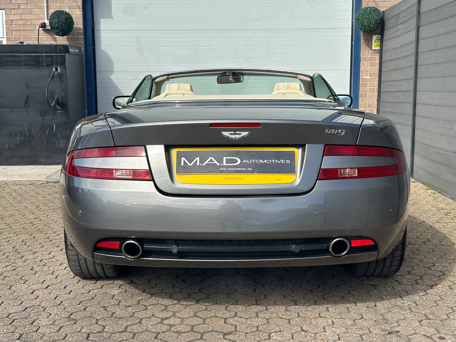 Used Aston Martin DB9 2007 for sale - 77950240: Photo 8