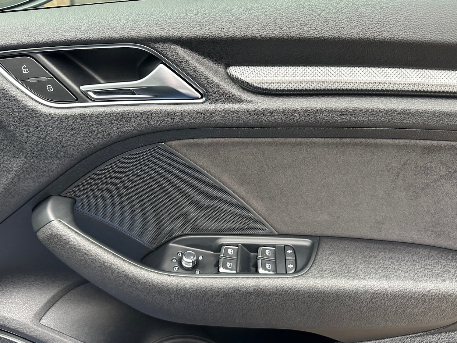 Used Audi RS3 2017 for sale - 77743532: Photo 20