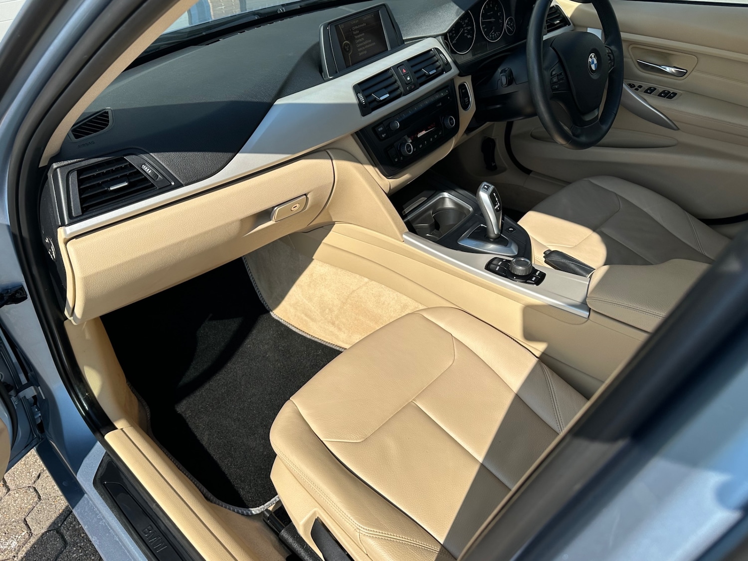 Used BMW 3 Series 2014 for sale - 77947406: Photo 11