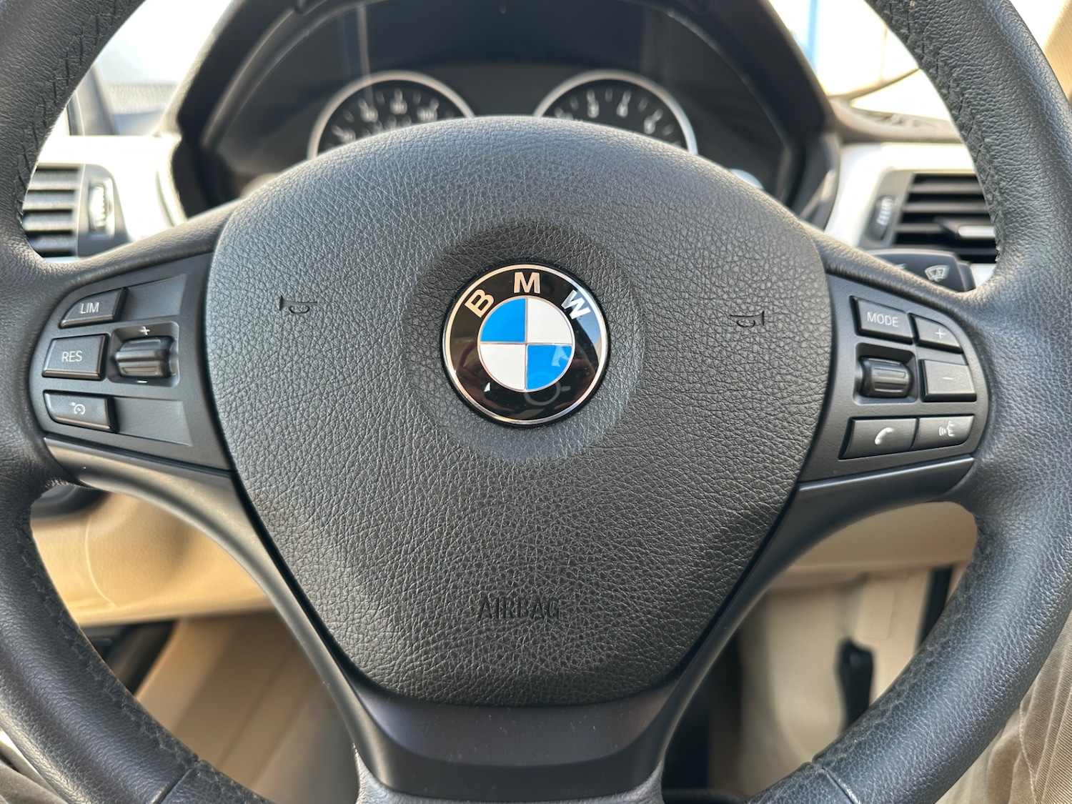 Used BMW 3 Series 2014 for sale - 77947406: Photo 25