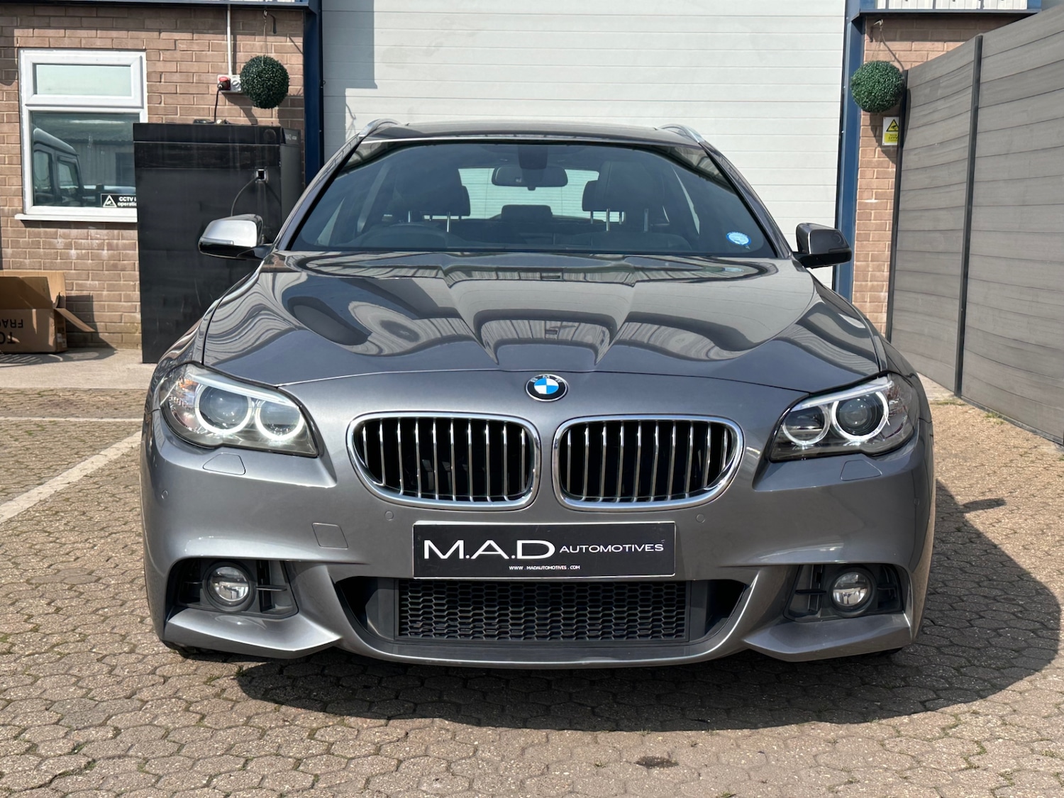 Used BMW 5 Series 2014 for sale - 77980200: Photo 2