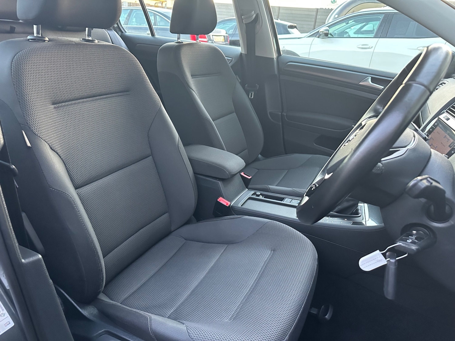 Used Volkswagen Golf 2018 for sale - 76696680: Photo 12