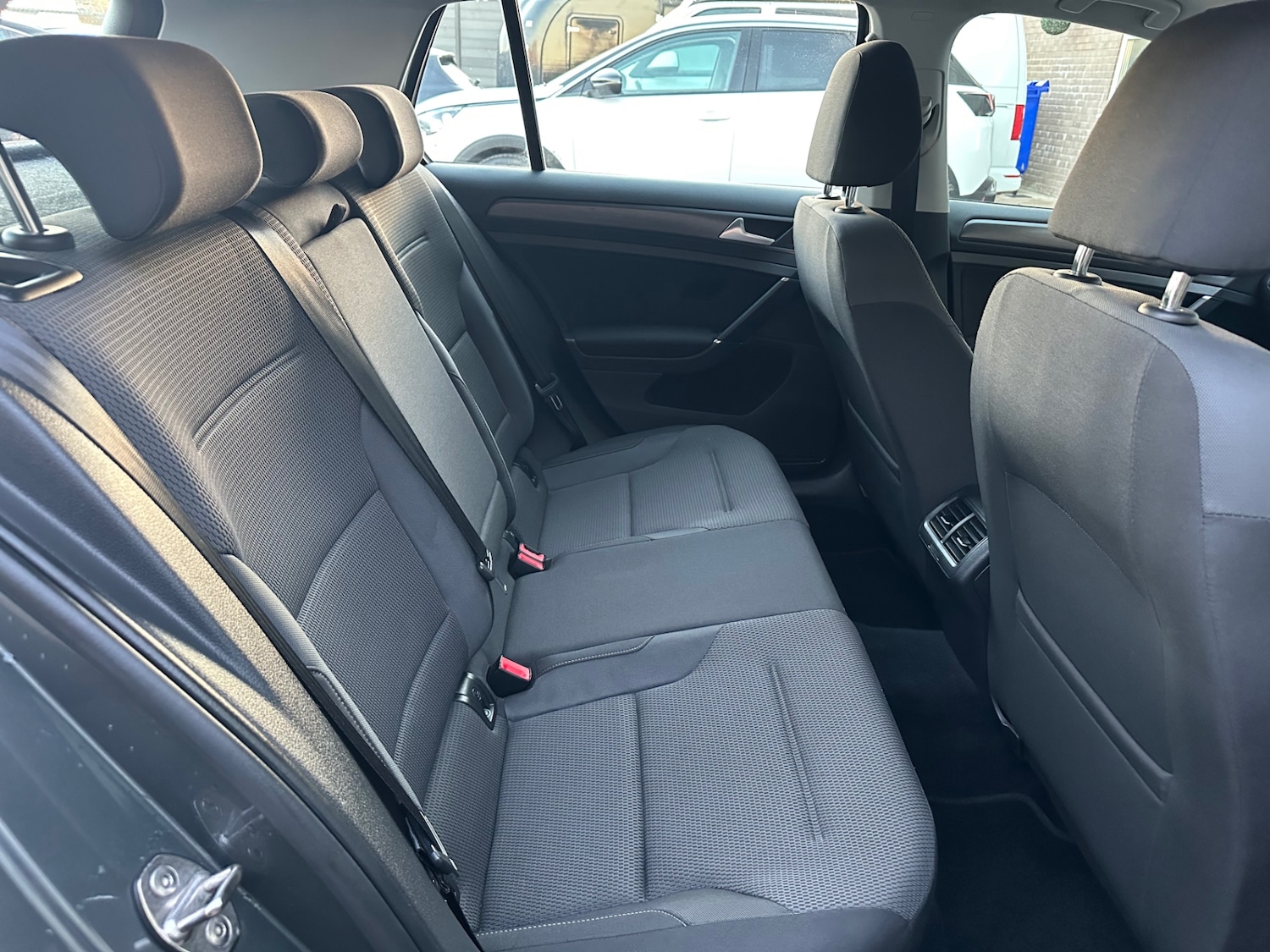 Used Volkswagen Golf 2018 for sale - 76696680: Photo 14