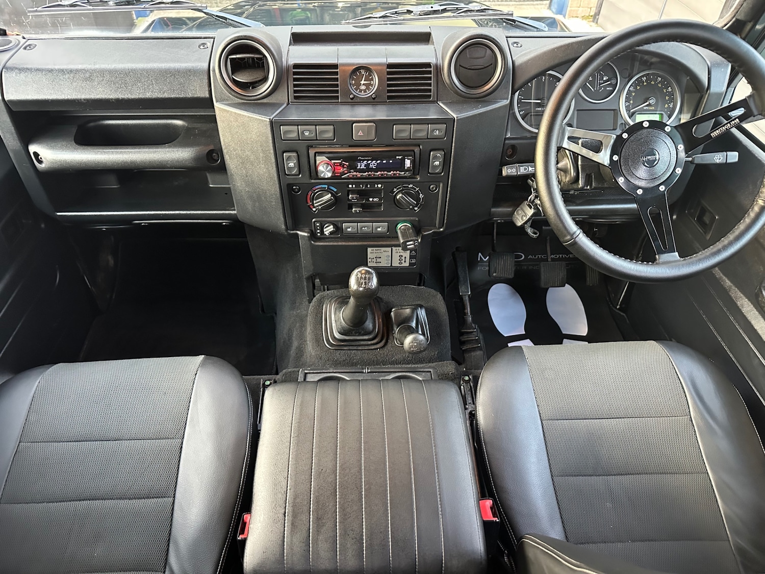 Used Land Rover Defender 2012 for sale - 76971124: Photo 10