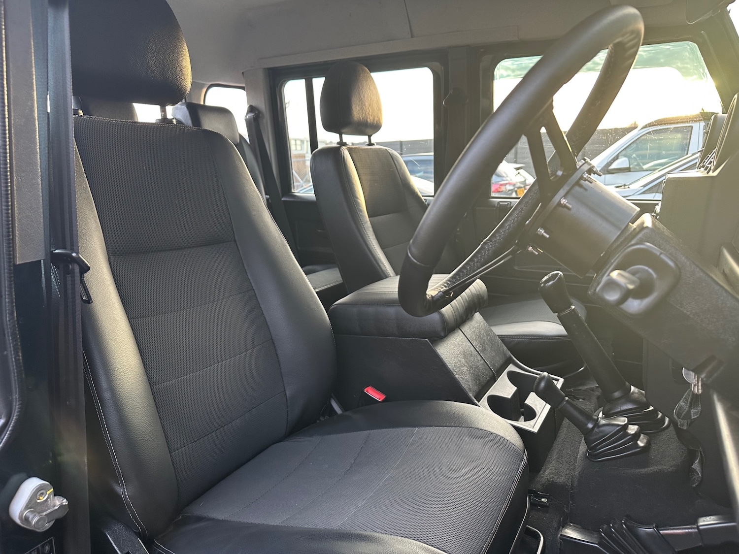 Used Land Rover Defender 2012 for sale - 76971124: Photo 16