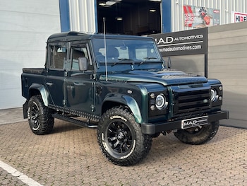 Land Rover Defender feature image