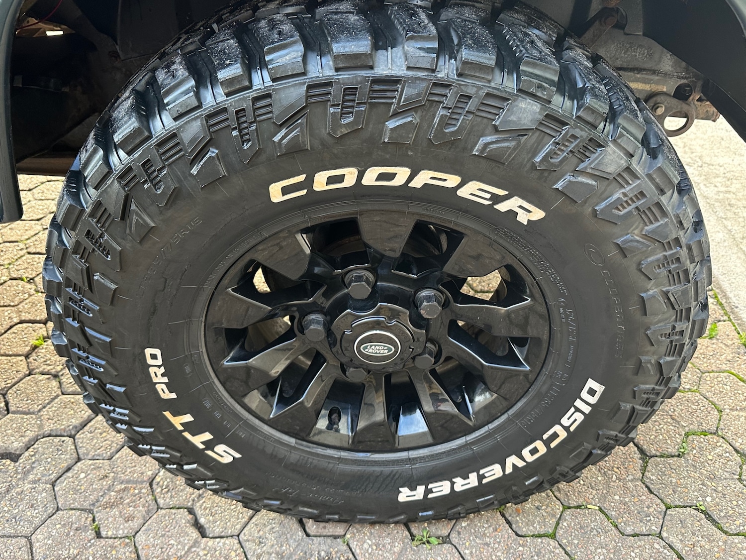 Used Land Rover Defender 2012 for sale - 76971124: Photo 32