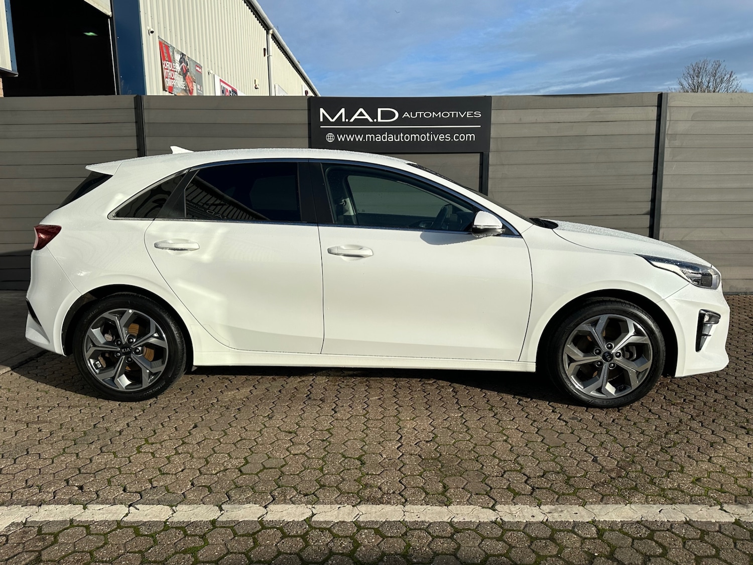 Used Kia Ceed 2019 for sale - 76958206: Photo 4