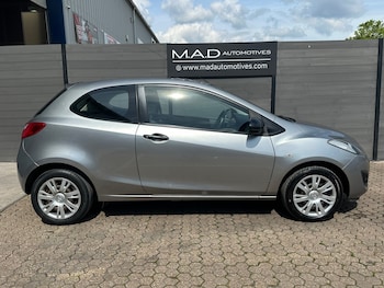 Used Mazda Mazda2 2012 for sale - 78468081: Photo