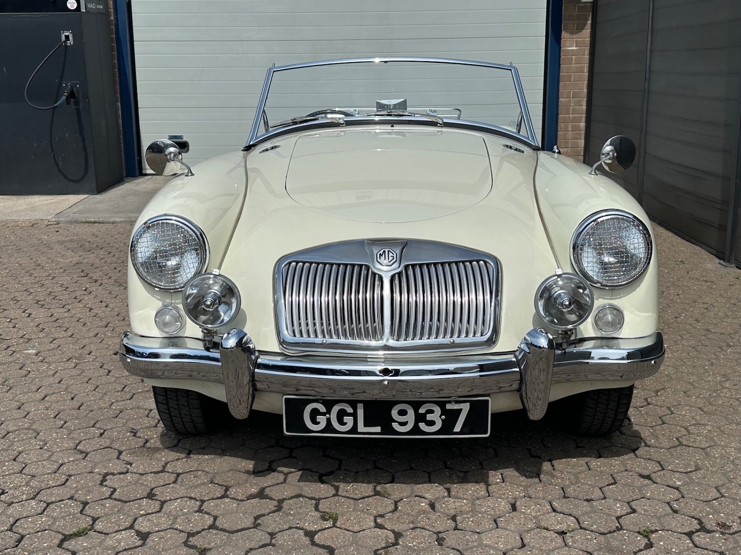 Vehicle 21