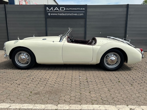 Used MG MGA 1957 for sale - 74627432: Photo 8