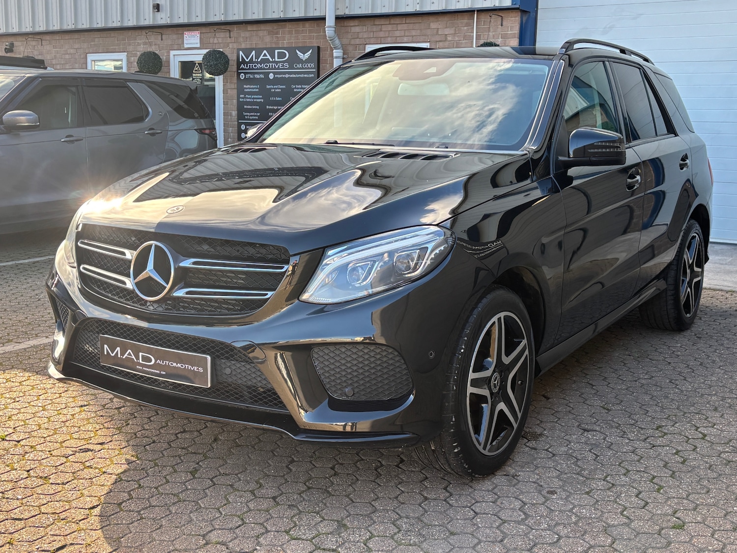 Used Mercedes-Benz GLE 2017 for sale - 77950336: Photo 3