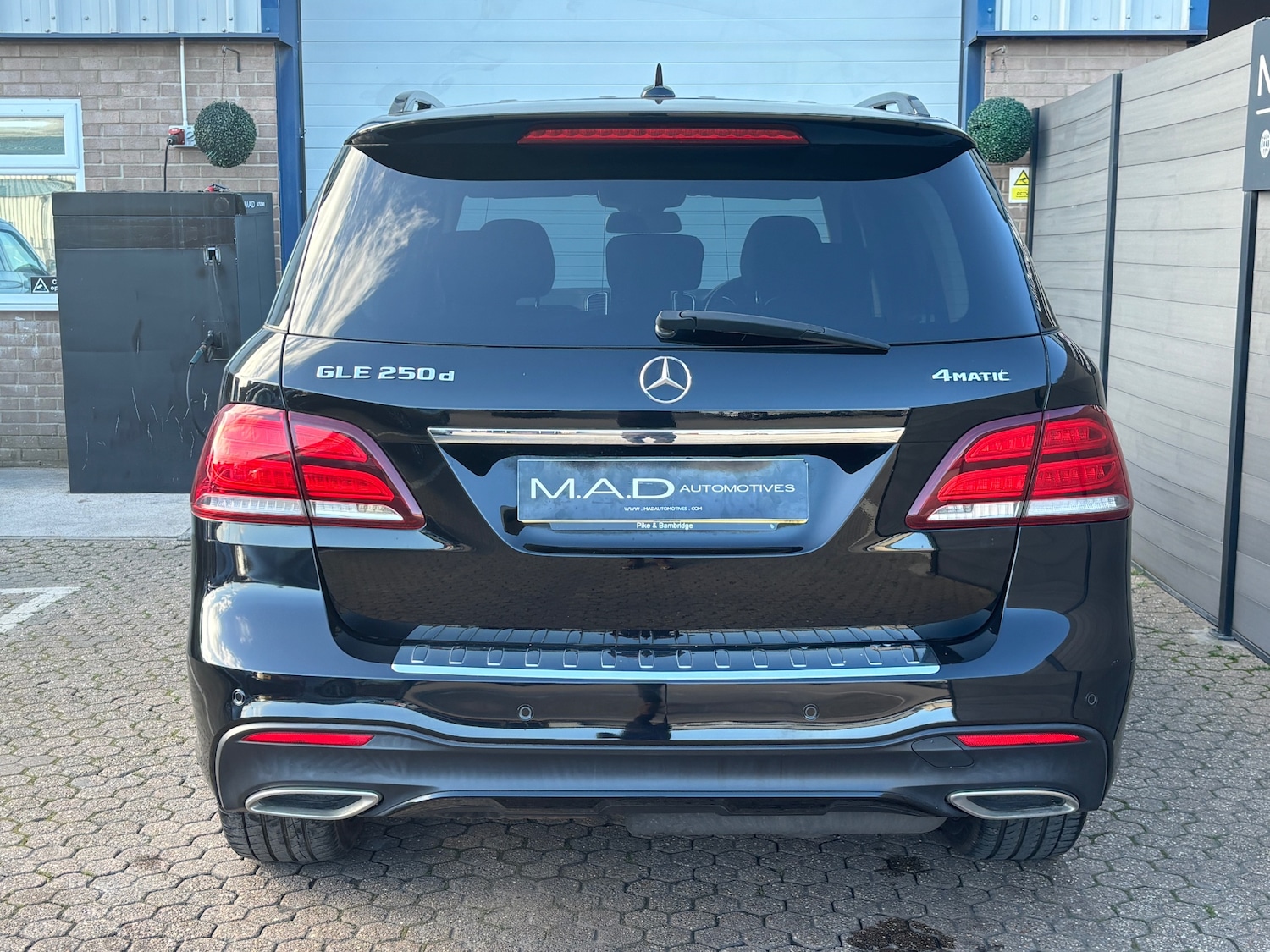 Used Mercedes-Benz GLE 2017 for sale - 77950336: Photo 7