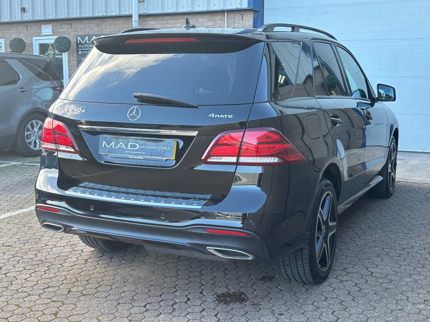 Used Mercedes-Benz GLE 2017 for sale - 77950336: Photo 8