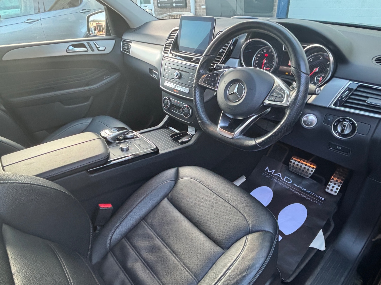 Used Mercedes-Benz GLE 2017 for sale - 77950336: Photo 9