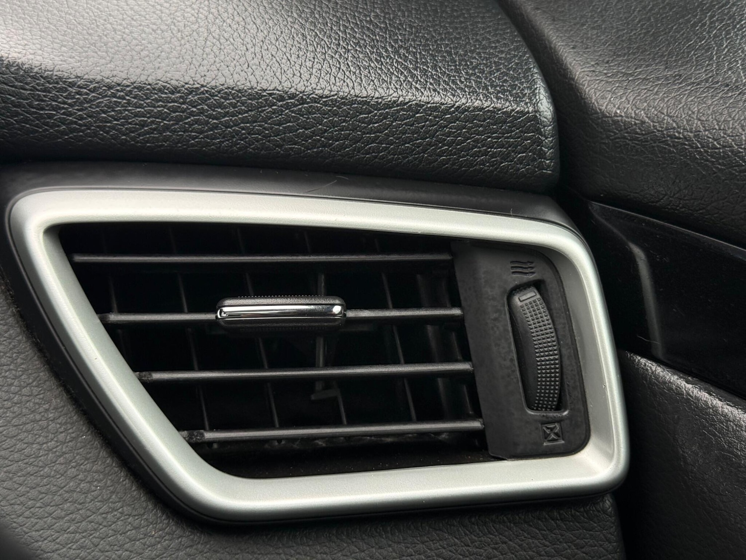 Used Nissan Qashqai 2017 for sale - 77468006: Photo 82