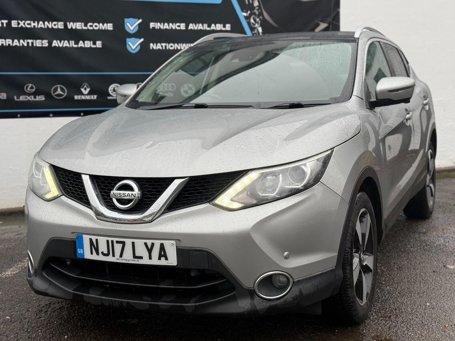 Used Nissan Qashqai 2017 for sale - 77468006: Photo 9