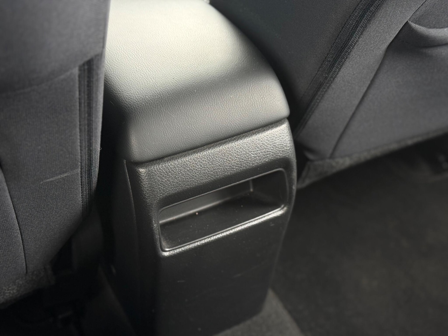 Used Nissan Pulsar 2015 for sale - 77695934: Photo 60