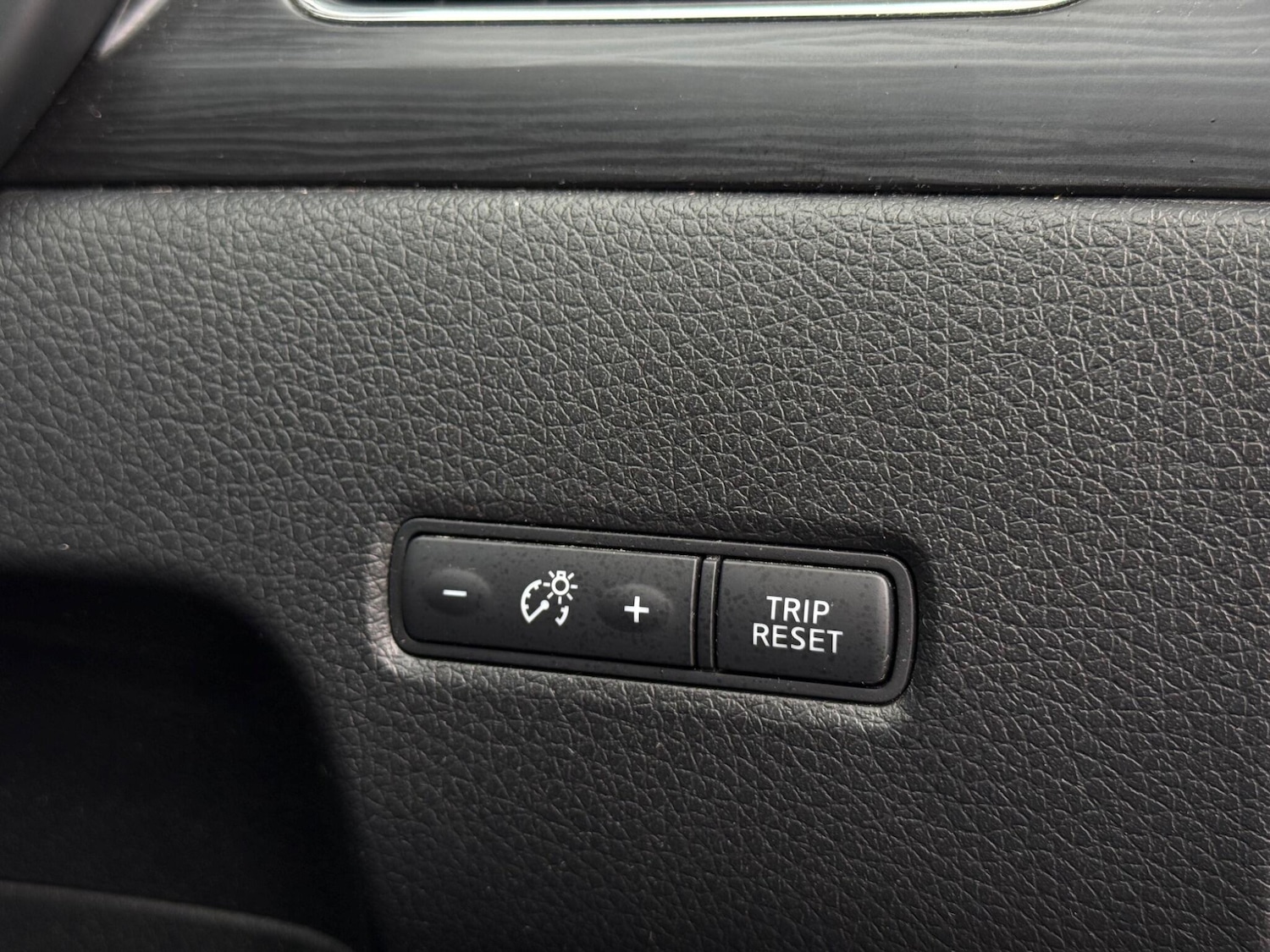 Used Nissan Pulsar 2015 for sale - 77695934: Photo 69