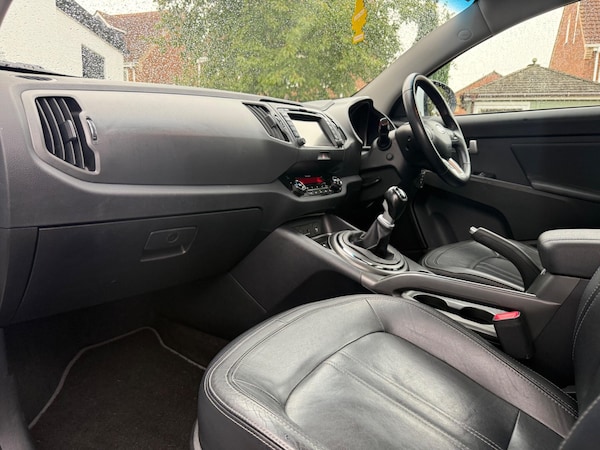 Used Kia Sportage 2011 for sale - 76299481: Photo 24