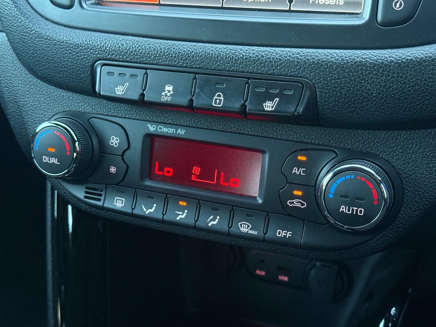 Used Kia Ceed 2014 for sale - 77940352: Photo 81