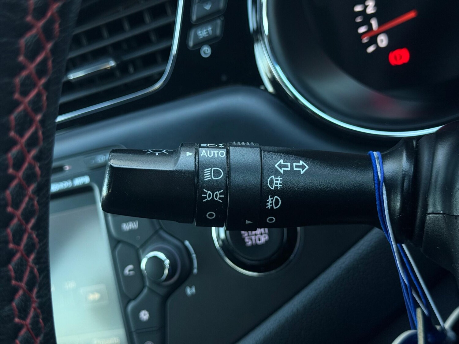 Used Kia Ceed 2014 for sale - 77940352: Photo 90