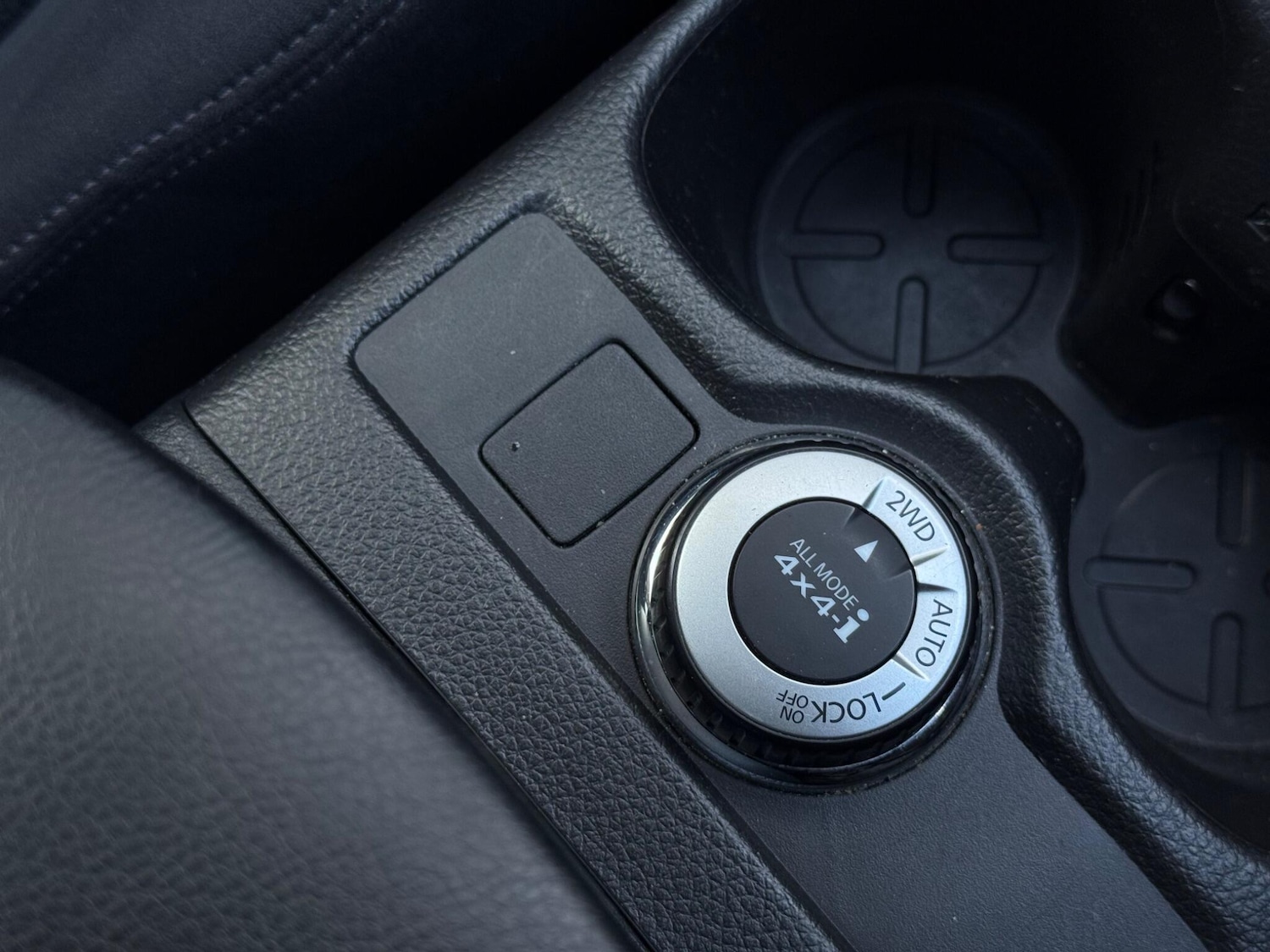 Used Nissan X-Trail 2014 for sale - 76572815: Photo 39