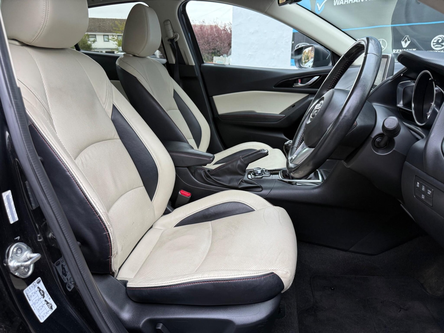 Used Mazda Mazda3 2014 for sale - 76299484: Photo 18