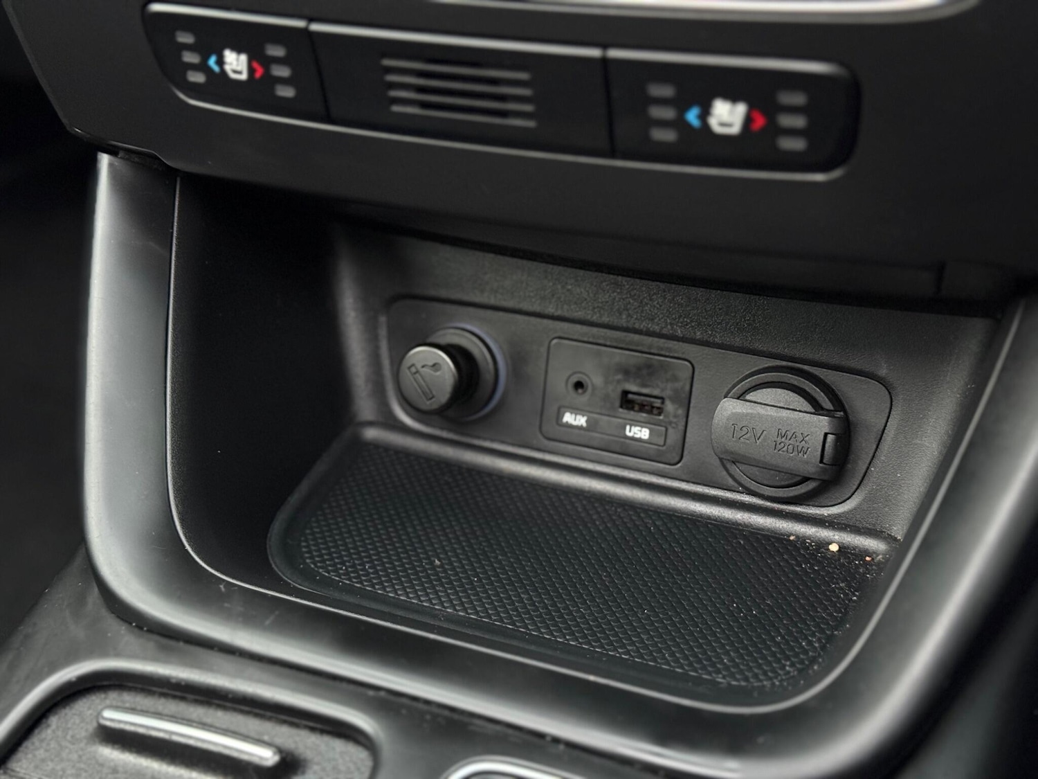 Used Kia Sorento 2013 for sale - 76485012: Photo 44