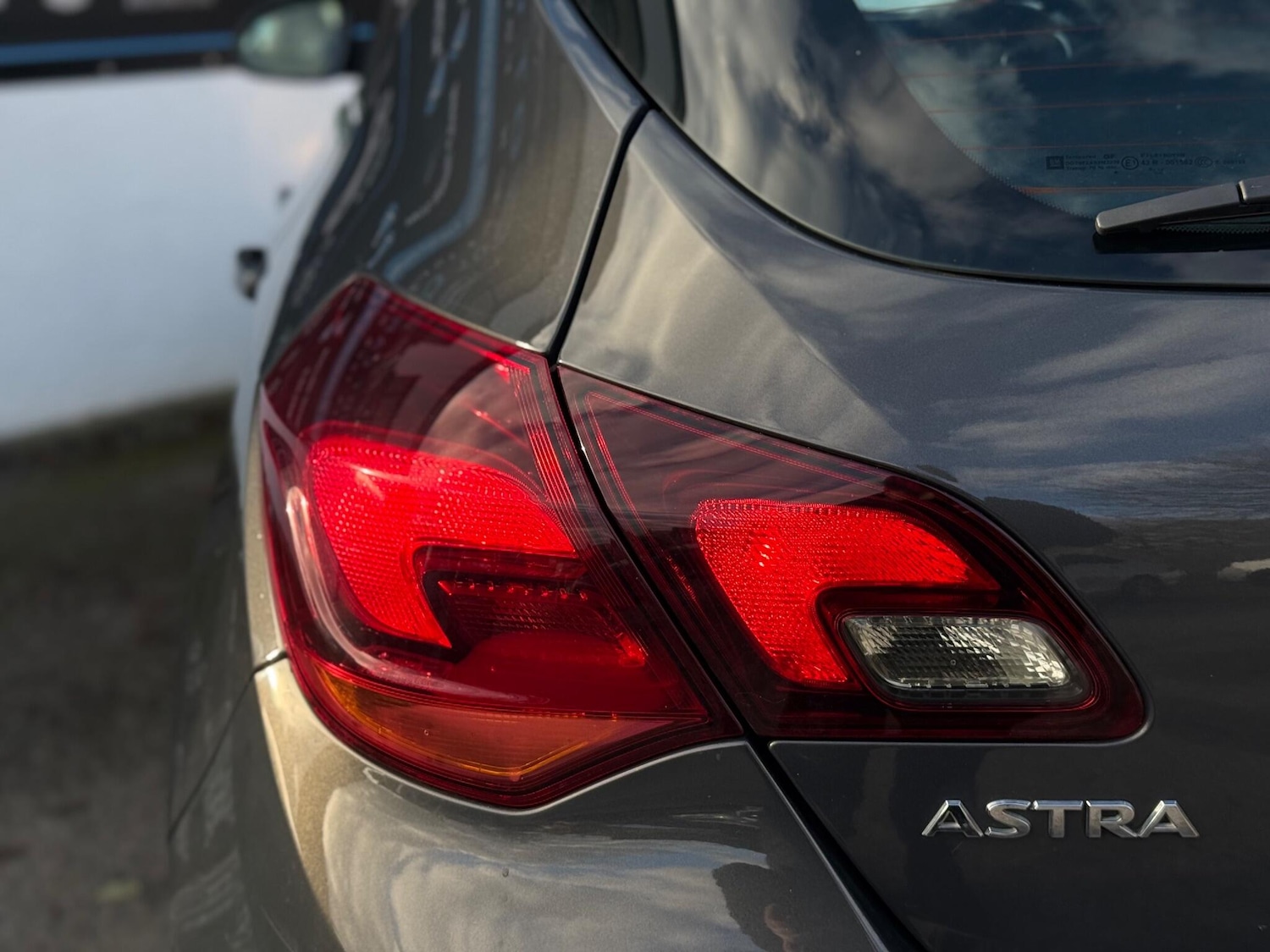 Used Vauxhall Astra 2015 for sale - 77050263: Photo 24