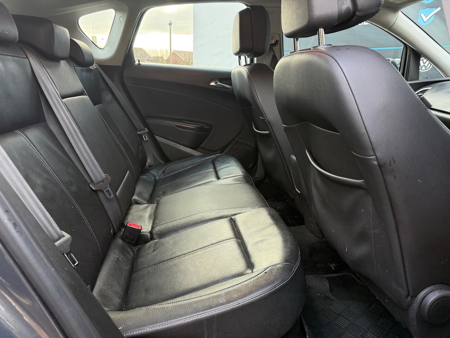 Used Vauxhall Astra 2015 for sale - 77050263: Photo 32