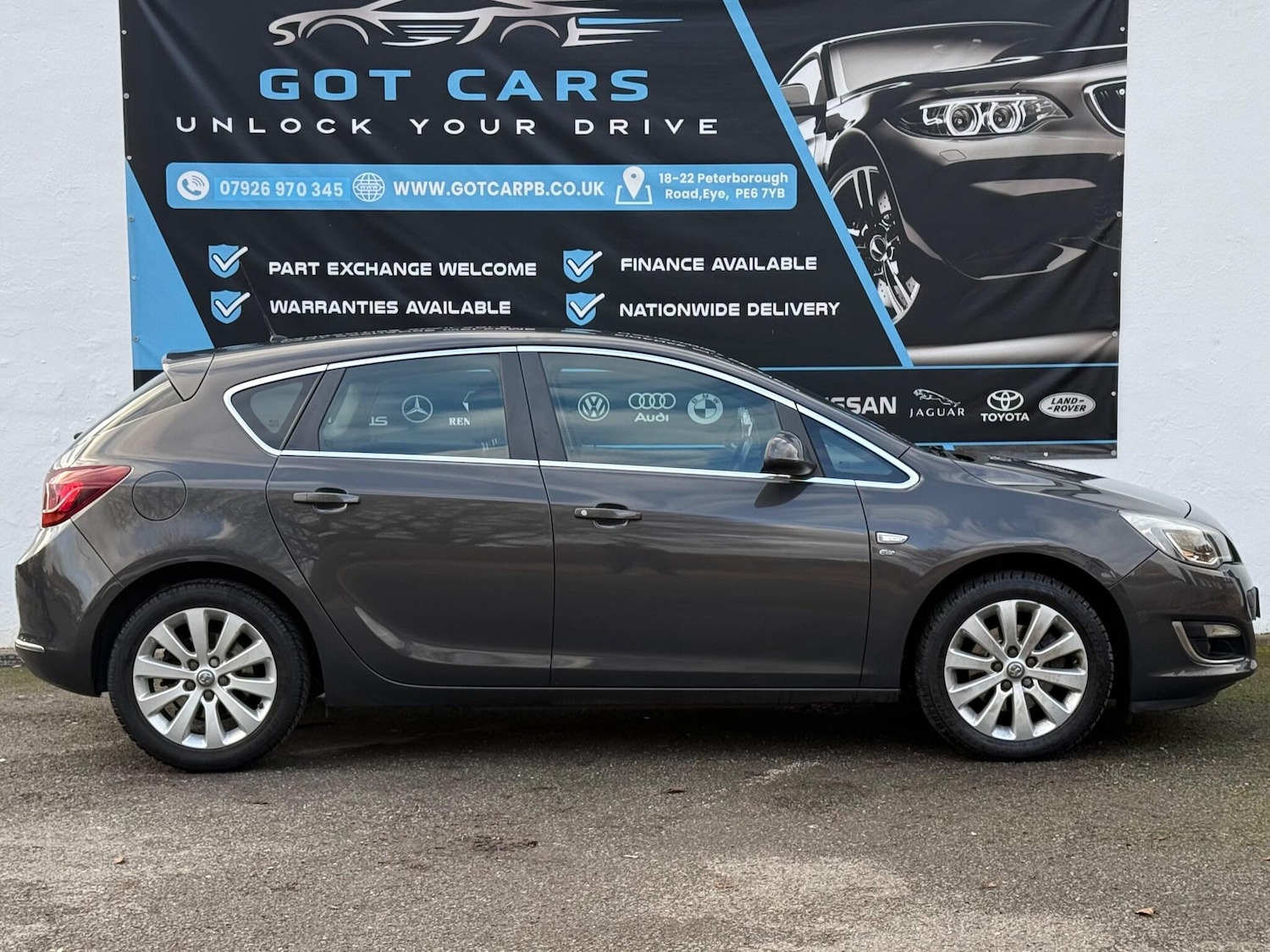 Used Vauxhall Astra 2015 for sale - 77050263: Photo 4