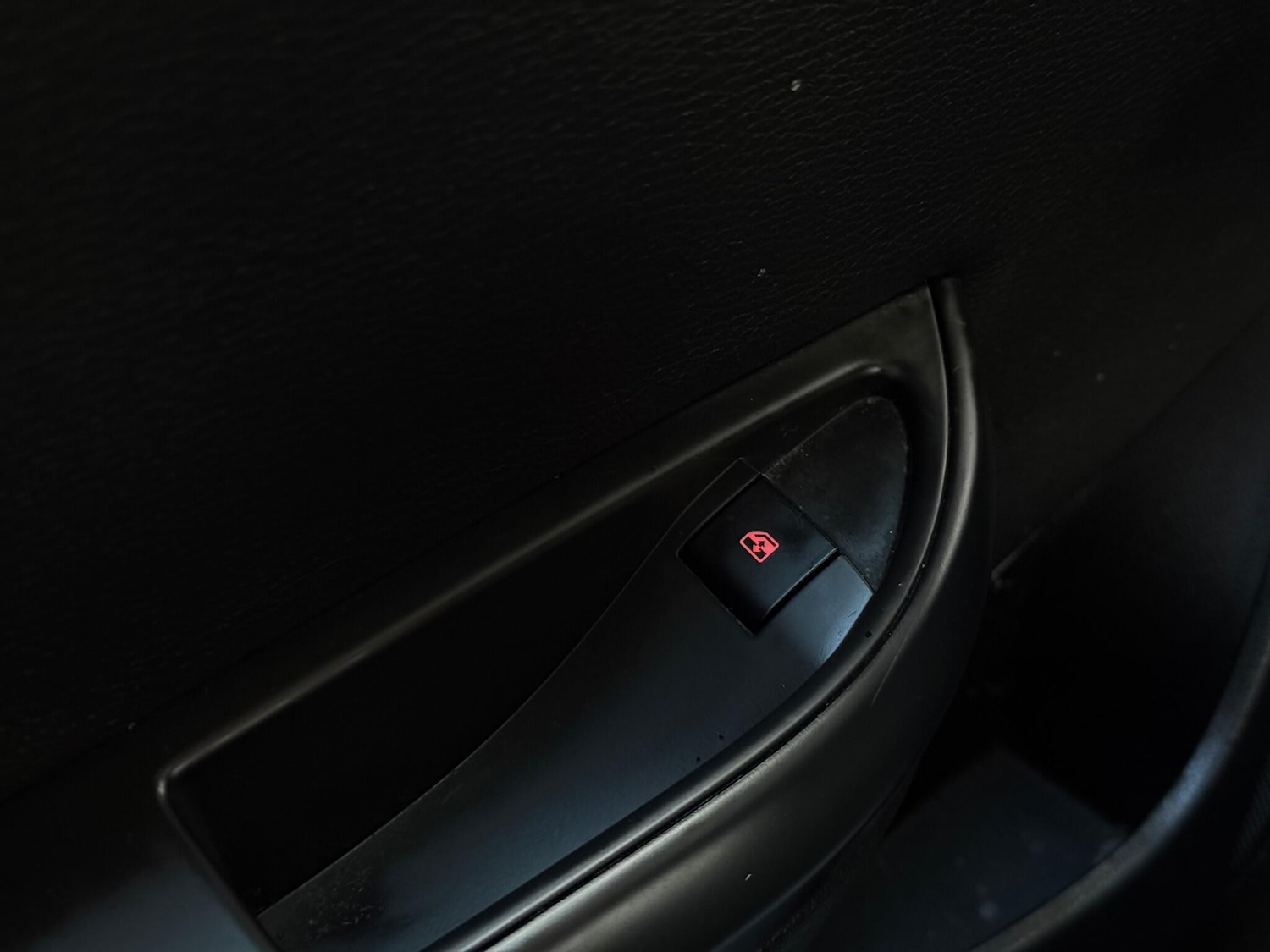 Used Vauxhall Astra 2015 for sale - 77050263: Photo 42