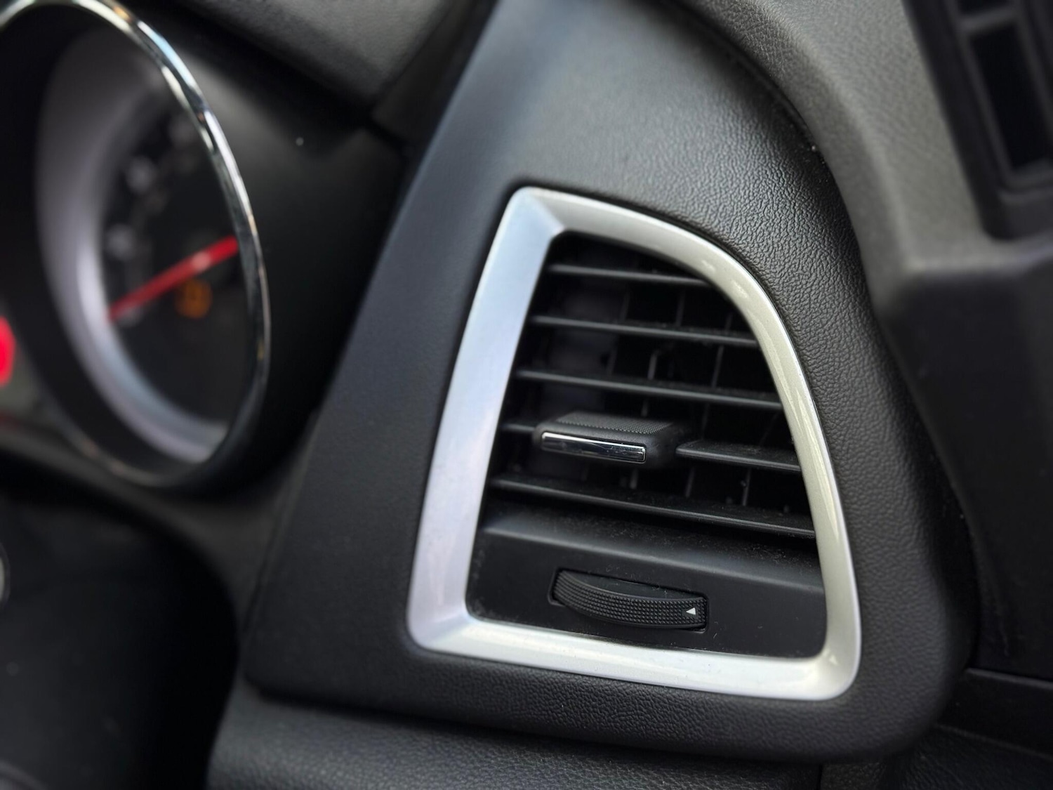 Used Vauxhall Astra 2015 for sale - 77050263: Photo 49