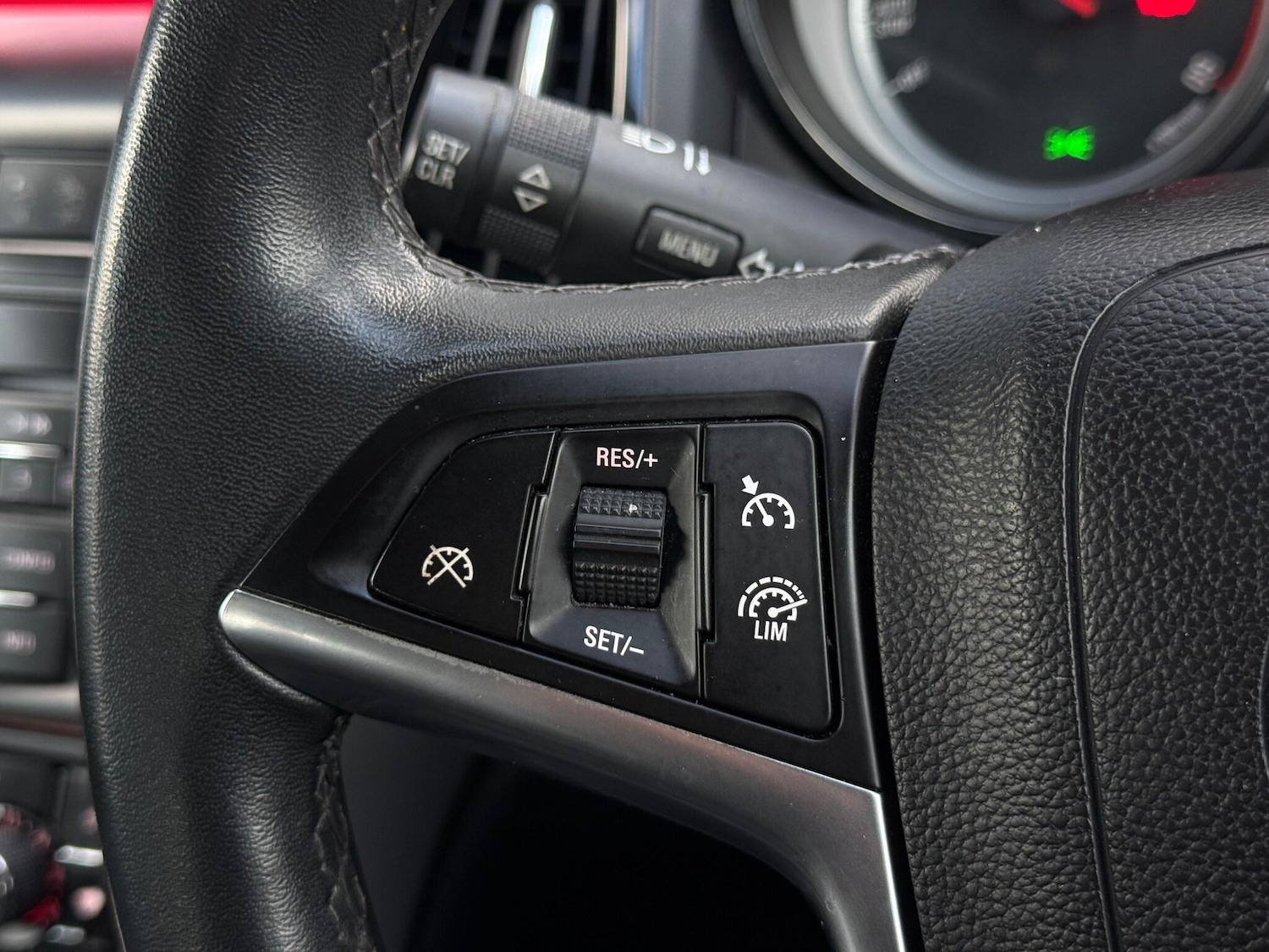 Used Vauxhall Astra 2015 for sale - 77050263: Photo 52