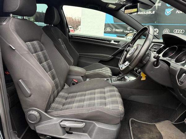 Used Volkswagen Golf 2015 for sale - 76299505: Photo 20