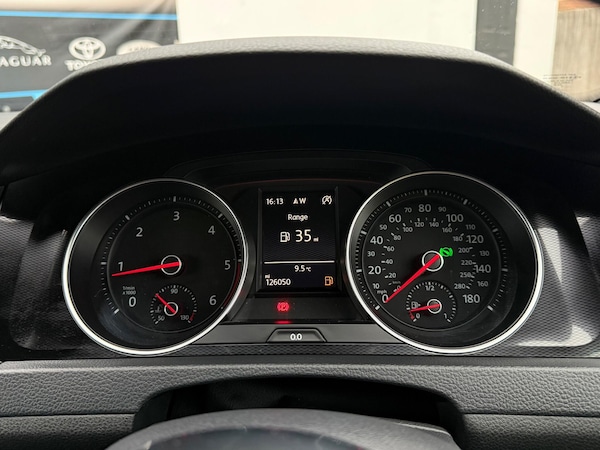 Used Volkswagen Golf 2015 for sale - 76299505: Photo 31