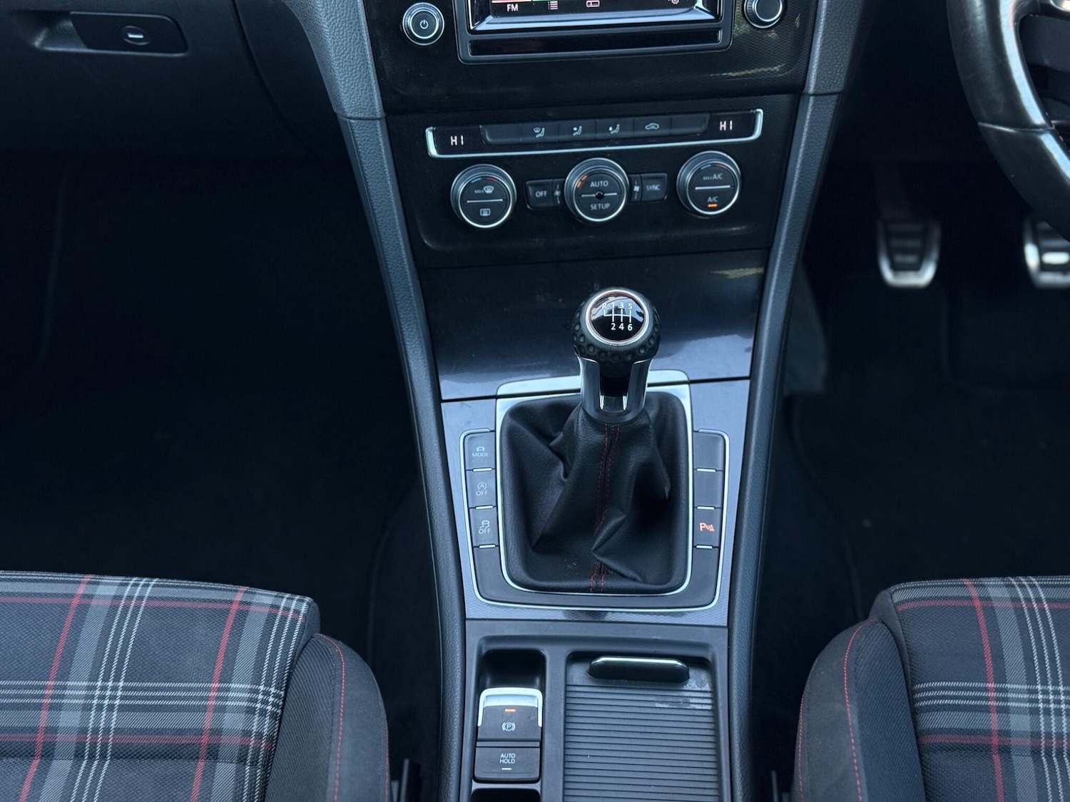 Used Volkswagen Golf 2014 for sale - 77229794: Photo 44