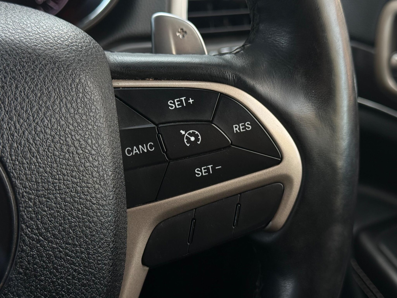 Used Jeep Grand Cherokee 2013 for sale - 77709991: Photo 93