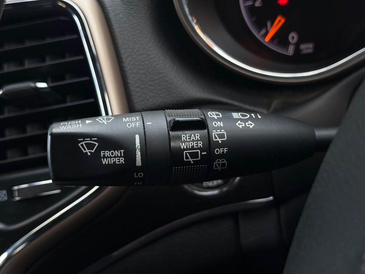 Used Jeep Grand Cherokee 2013 for sale - 77709991: Photo 94