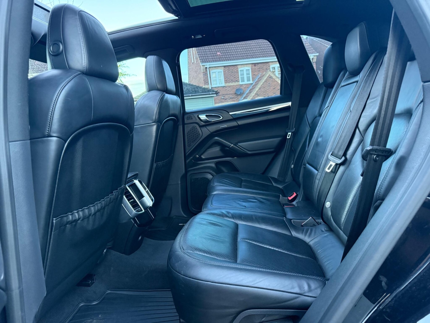 Used Porsche Cayenne 2013 for sale - 76572416: Photo 29