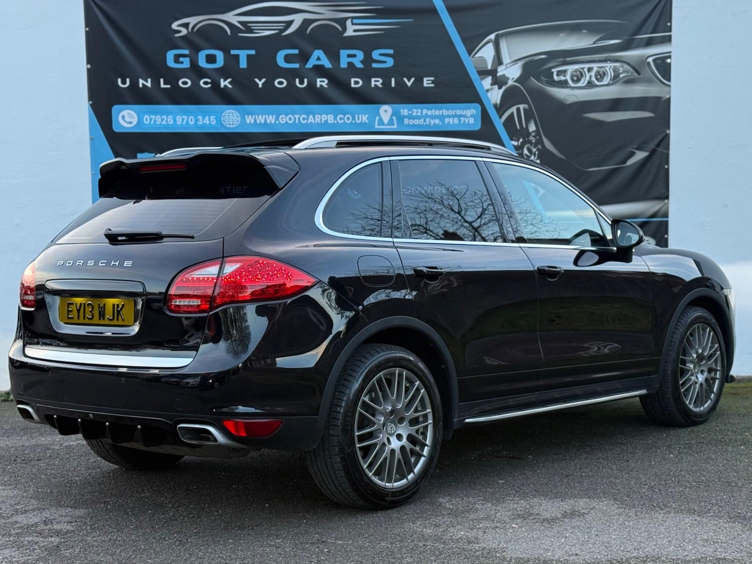Used Porsche Cayenne 2013 for sale - 76572416: Photo 3