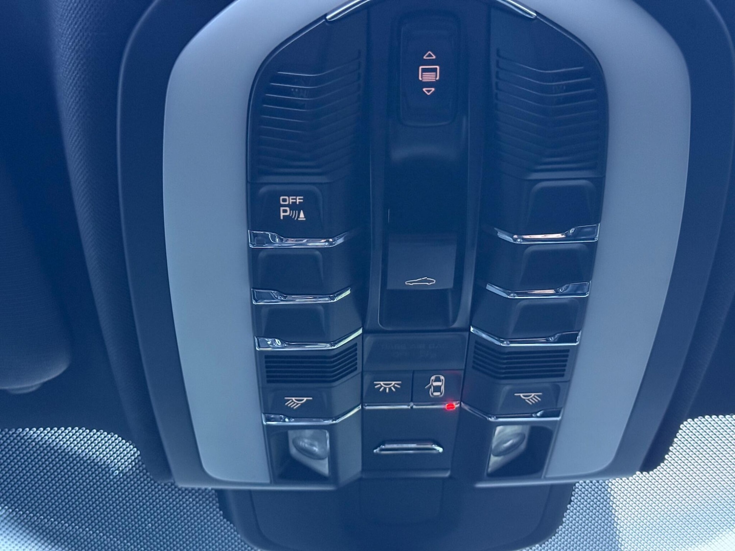 Used Porsche Cayenne 2013 for sale - 76572416: Photo 44