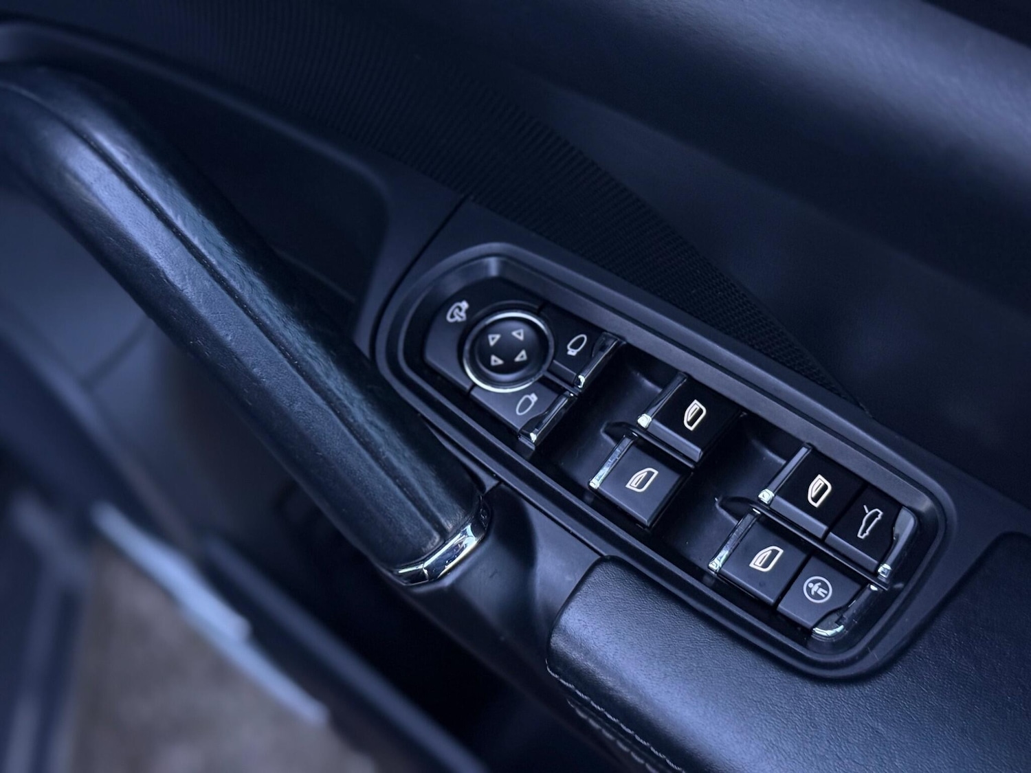 Used Porsche Cayenne 2013 for sale - 76572416: Photo 45