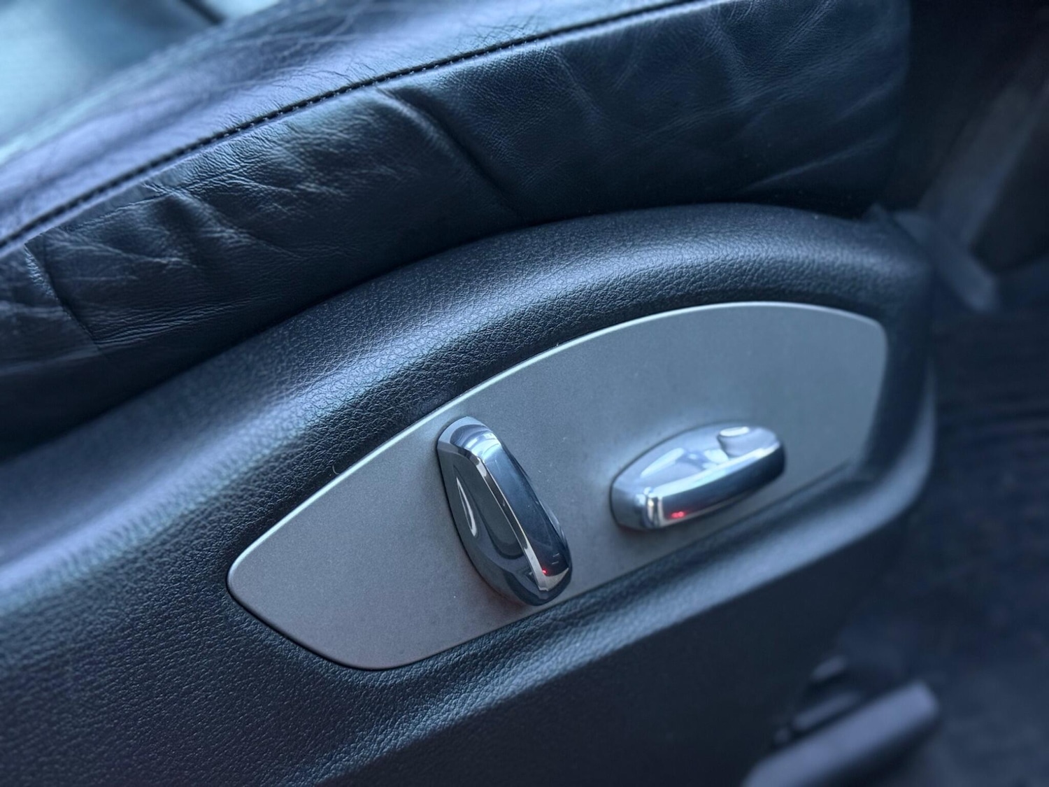 Used Porsche Cayenne 2013 for sale - 76572416: Photo 59