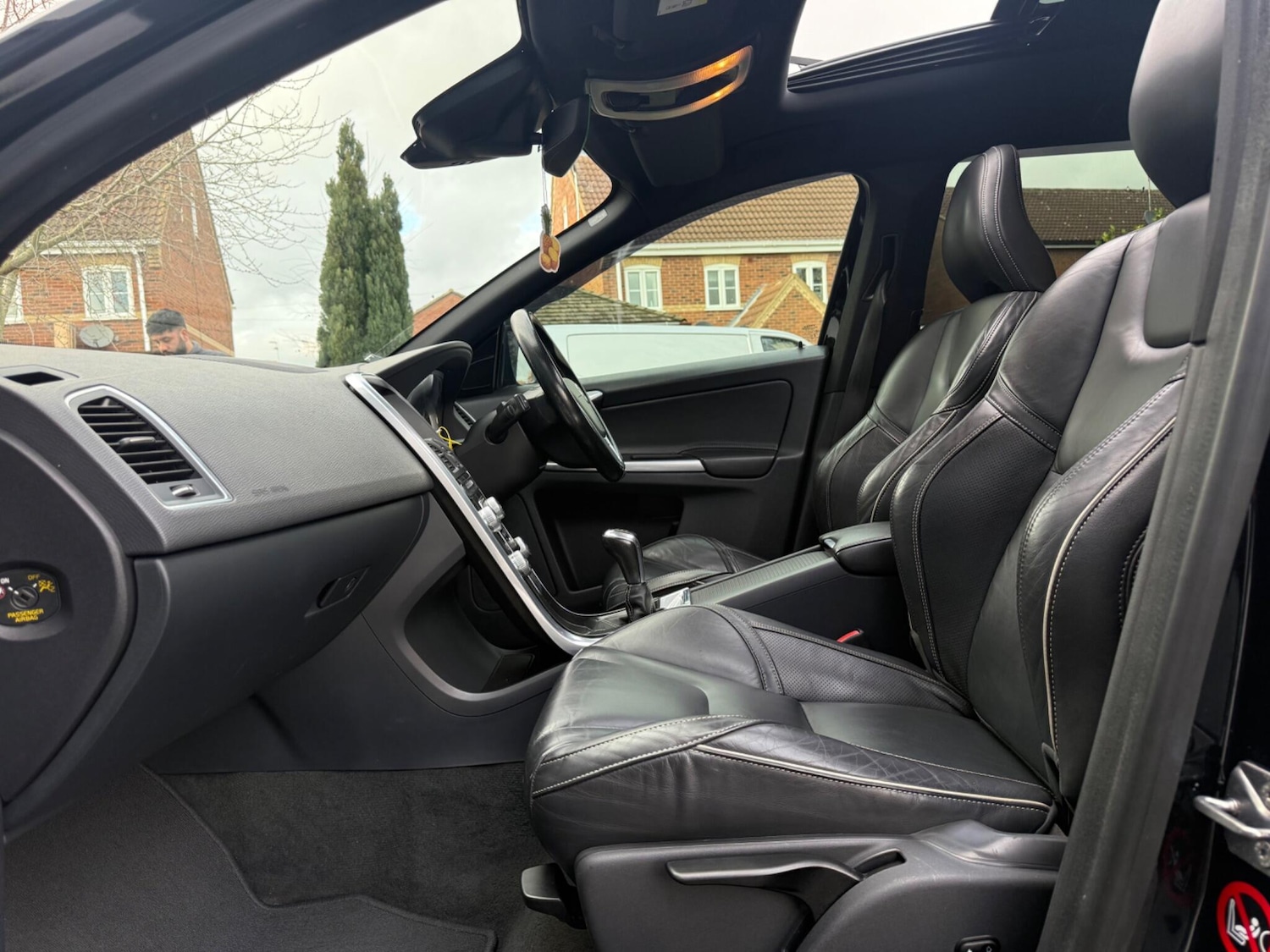 Used Volvo XC60 2014 for sale - 78057554: Photo 52