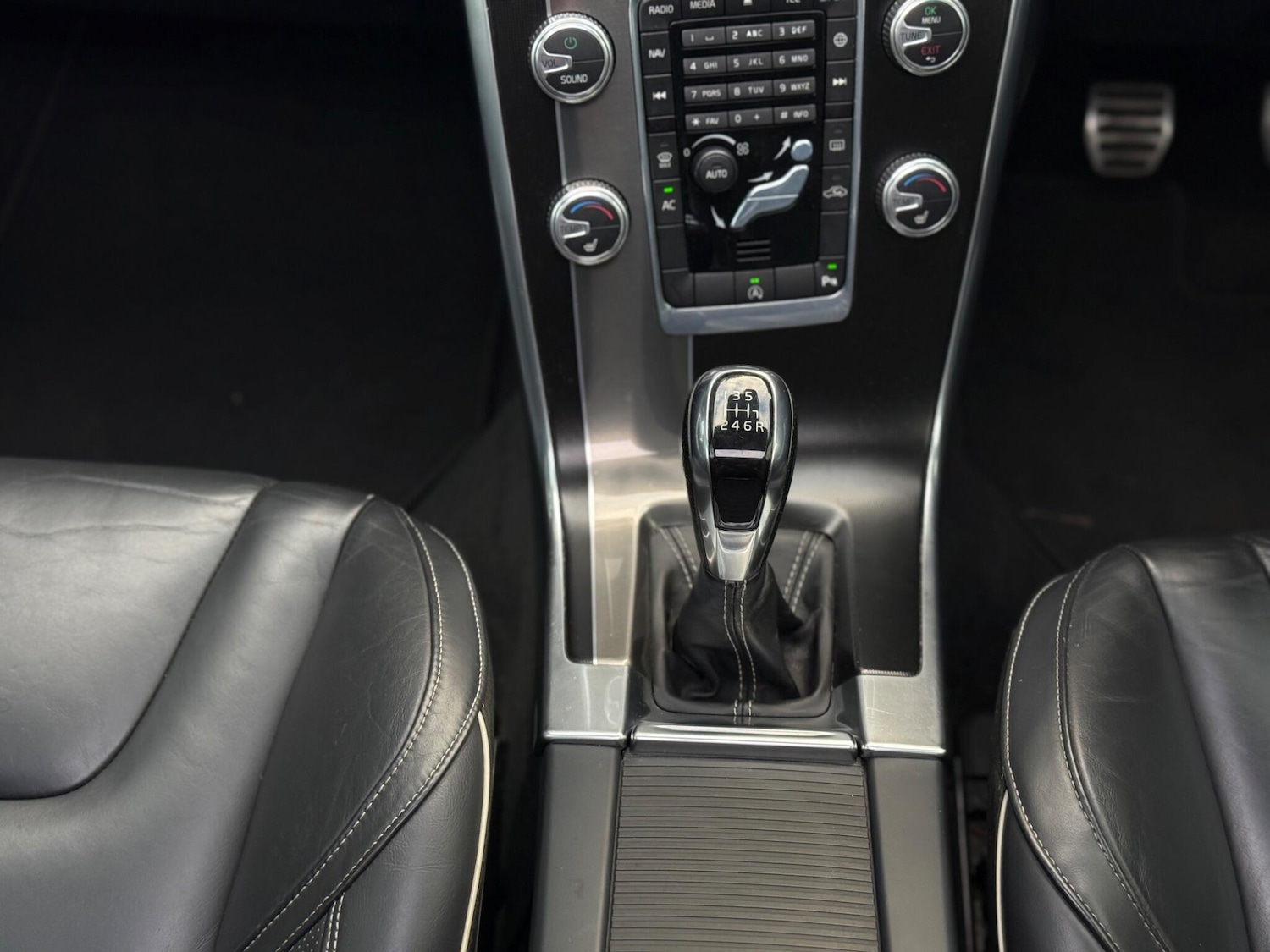 Used Volvo XC60 2014 for sale - 78057554: Photo 56